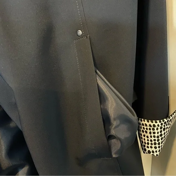 SPRING COAT, Melanie Lyne Novelti navy coat. - Picture 5 of 12